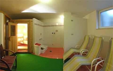 Hotel Villa Mozart ปอซซาดิฟัซซา ภายนอก รูปภาพ